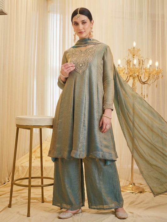 Elegant Fandy Silk Embroidered Festive Suit Set
