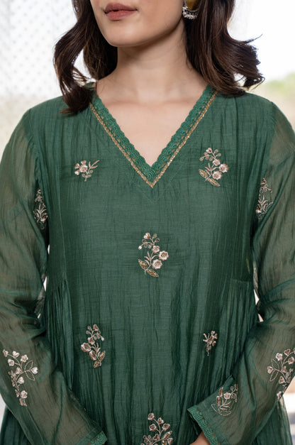 Green Chanderi Silk Embroidered Anarkali Kurta Set With Dupatta